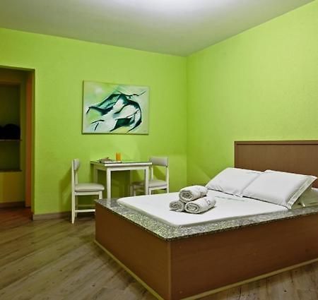 Motel Aquarius Понта Гроса Екстериор снимка