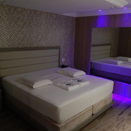 Motel Aquarius Понта Гроса Екстериор снимка