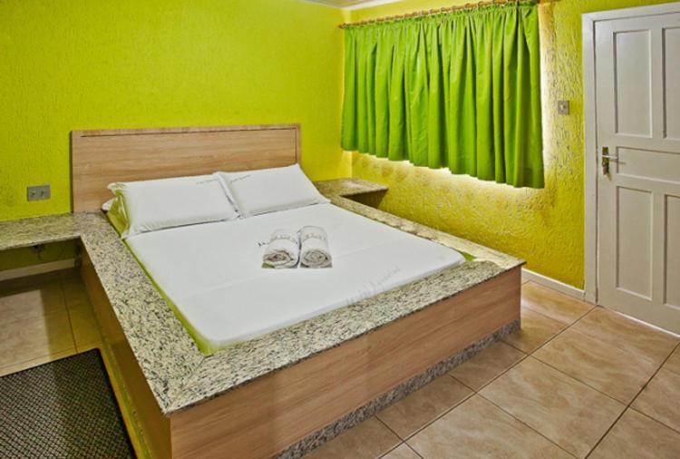 Motel Aquarius Понта Гроса Екстериор снимка
